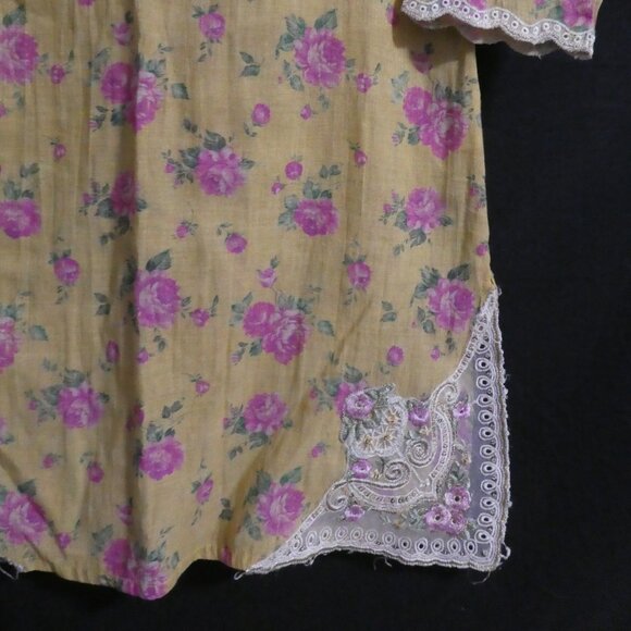 ETHNIC KIDS | 8-9 years | Traditional Floral and Lace Dress - Picture 9 of 16
